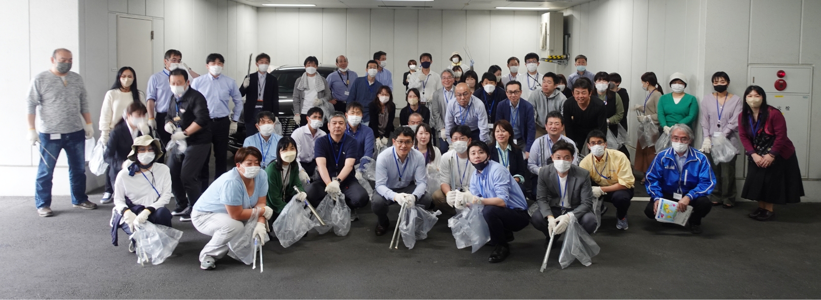 本社及び工場周辺・渋谷駅前清掃活動
